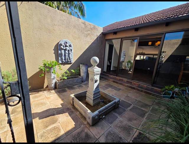 4 BEDROOM PROPERTY TO RENT IN LYNNWOOD